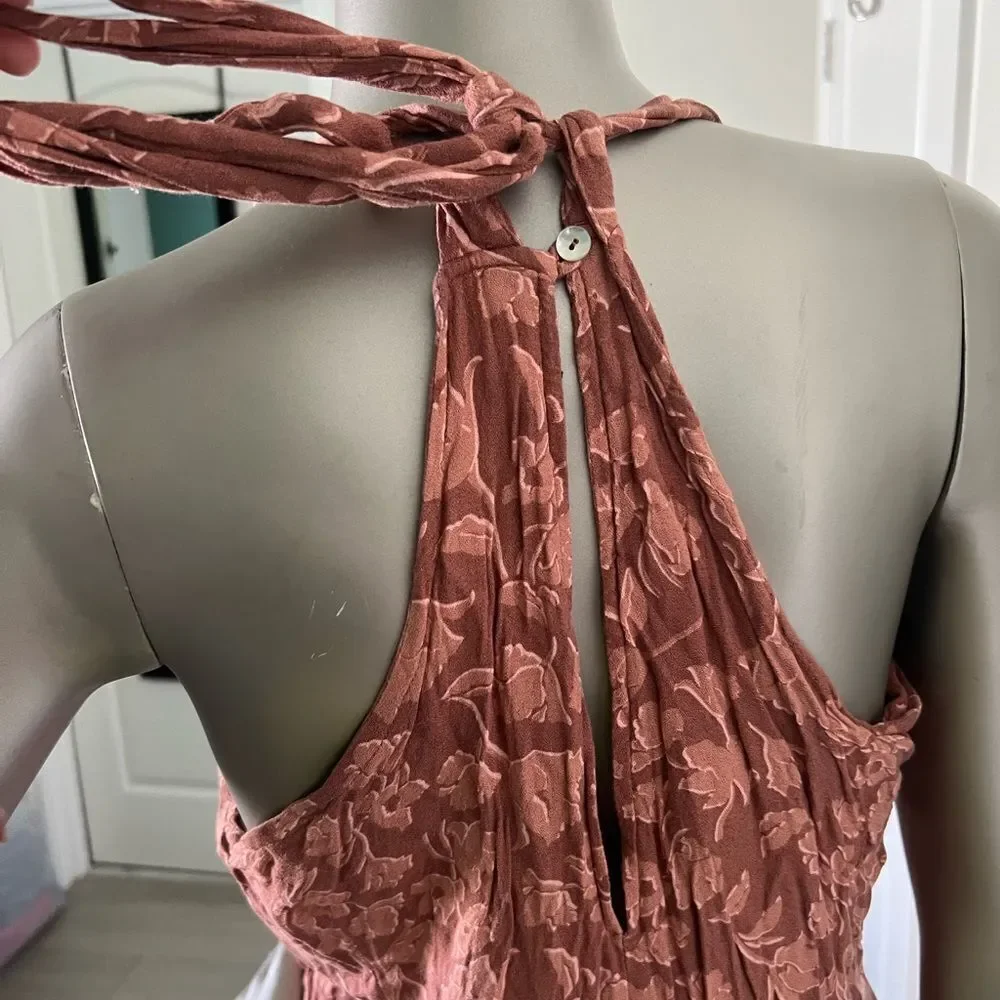 Knot Sisters Pretty Floral Cropped Jumpsuit size Large - Picture 7 of 10